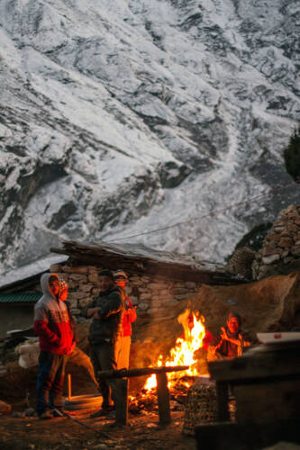 TEN MONKS RESIDENCE Workers Fire Image David Stoeger